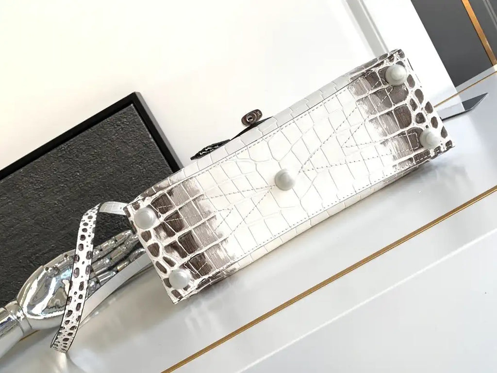 LV M84714 Louis Vuitton Crocodile pattern MM White &Gray