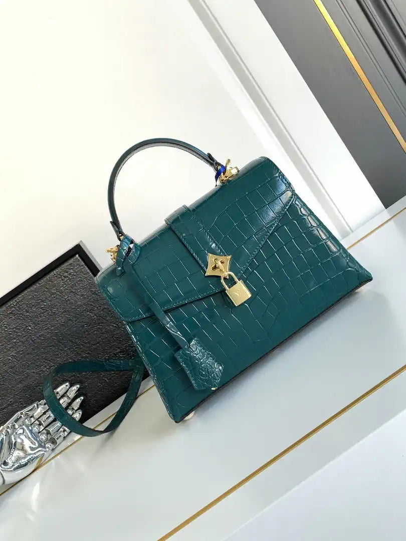 LV M84714 Louis Vuitton Crocodile pattern MM Turquoise