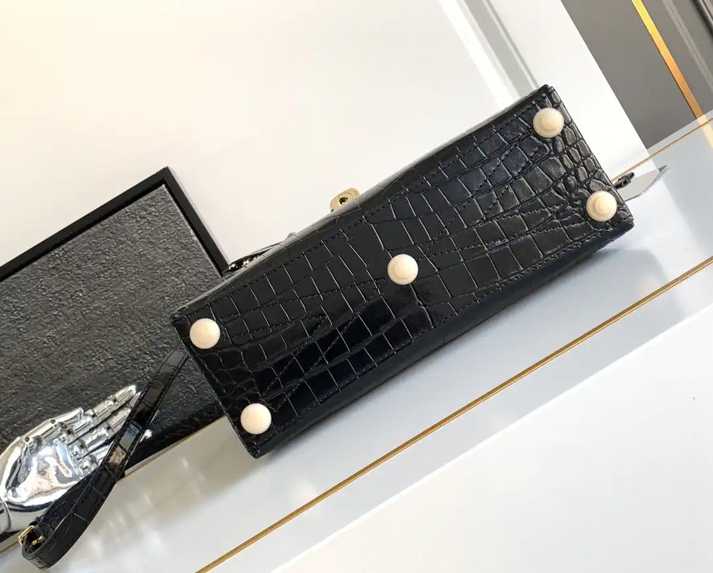 LV M84714 Louis Vuitton Crocodile pattern MM Black