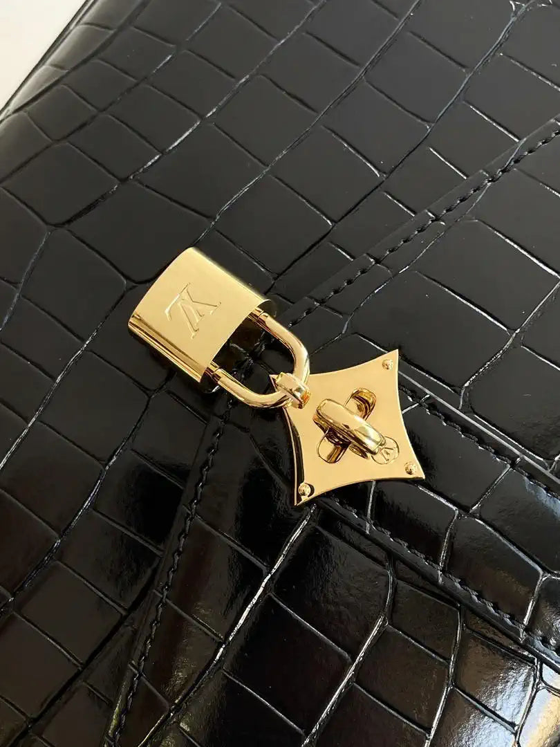 LV M84714 Louis Vuitton Crocodile pattern MM Black