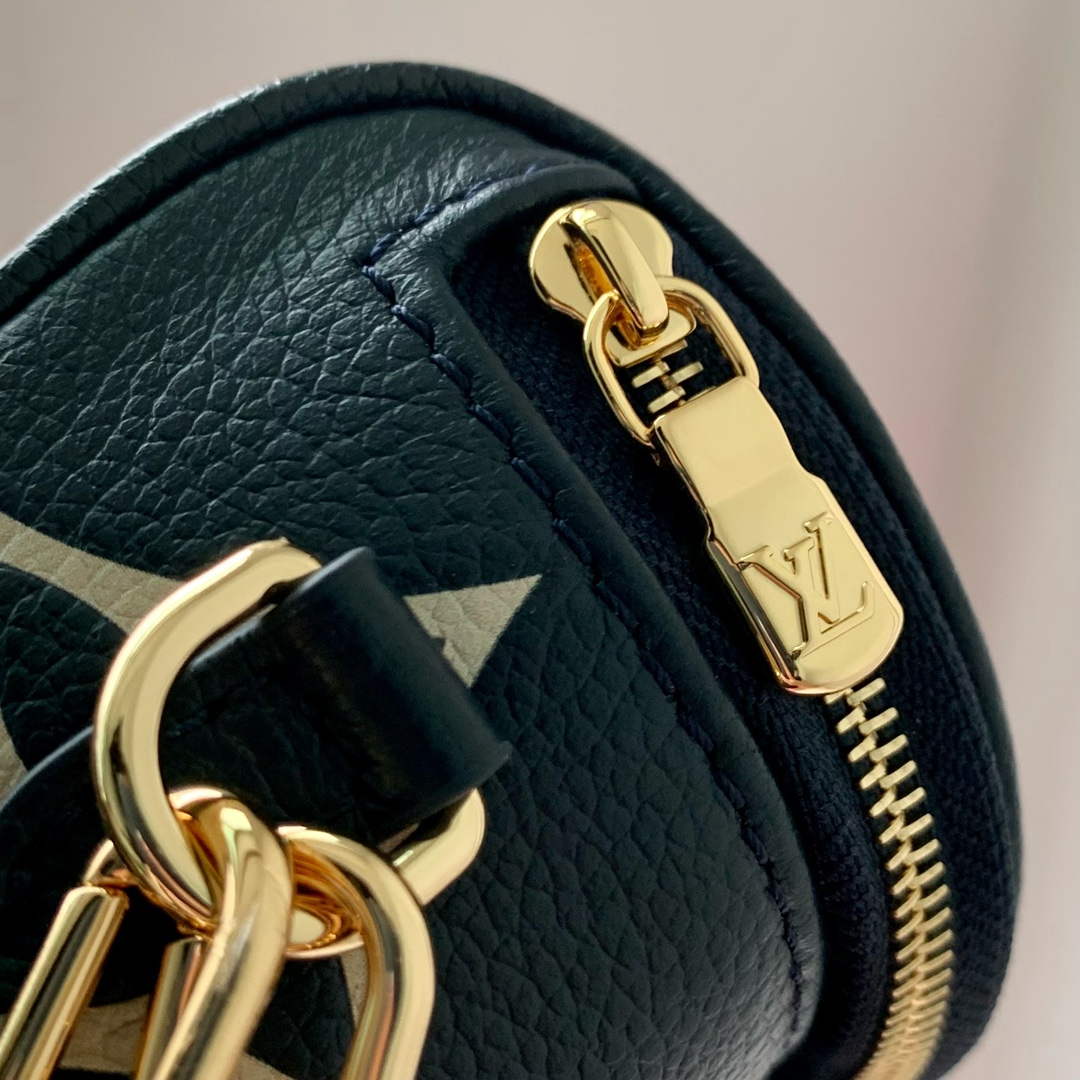 LV M85636 Louis Vuitton Mini Bumbag Navy Blue / Cream - Default Title - View 5