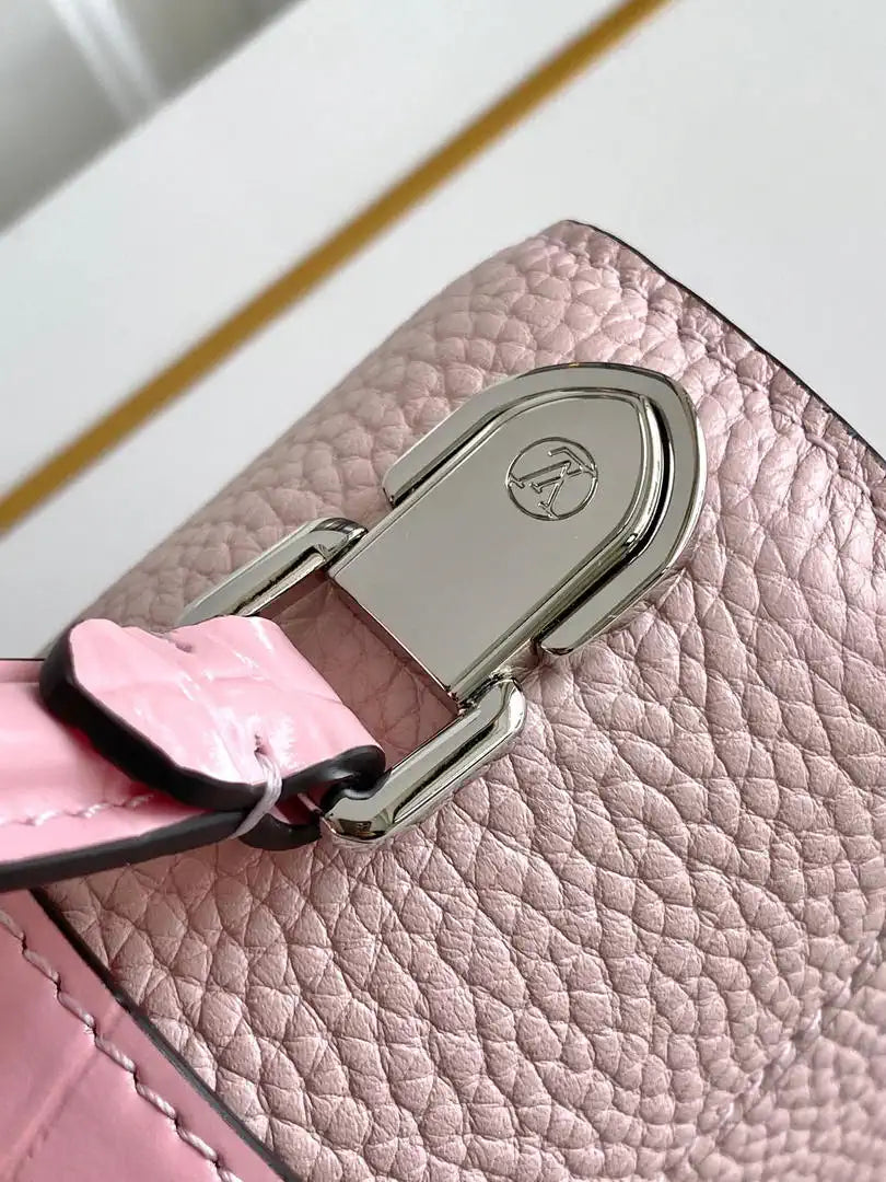 LV M86012 Louis Vuitton Leather Rose Des Vents Mini Pink