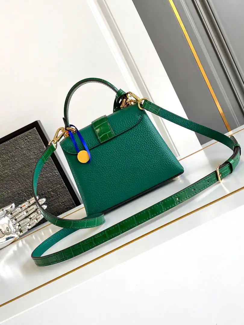 LV M86012 Louis Vuitton Leather Rose Des Vents Mini Green