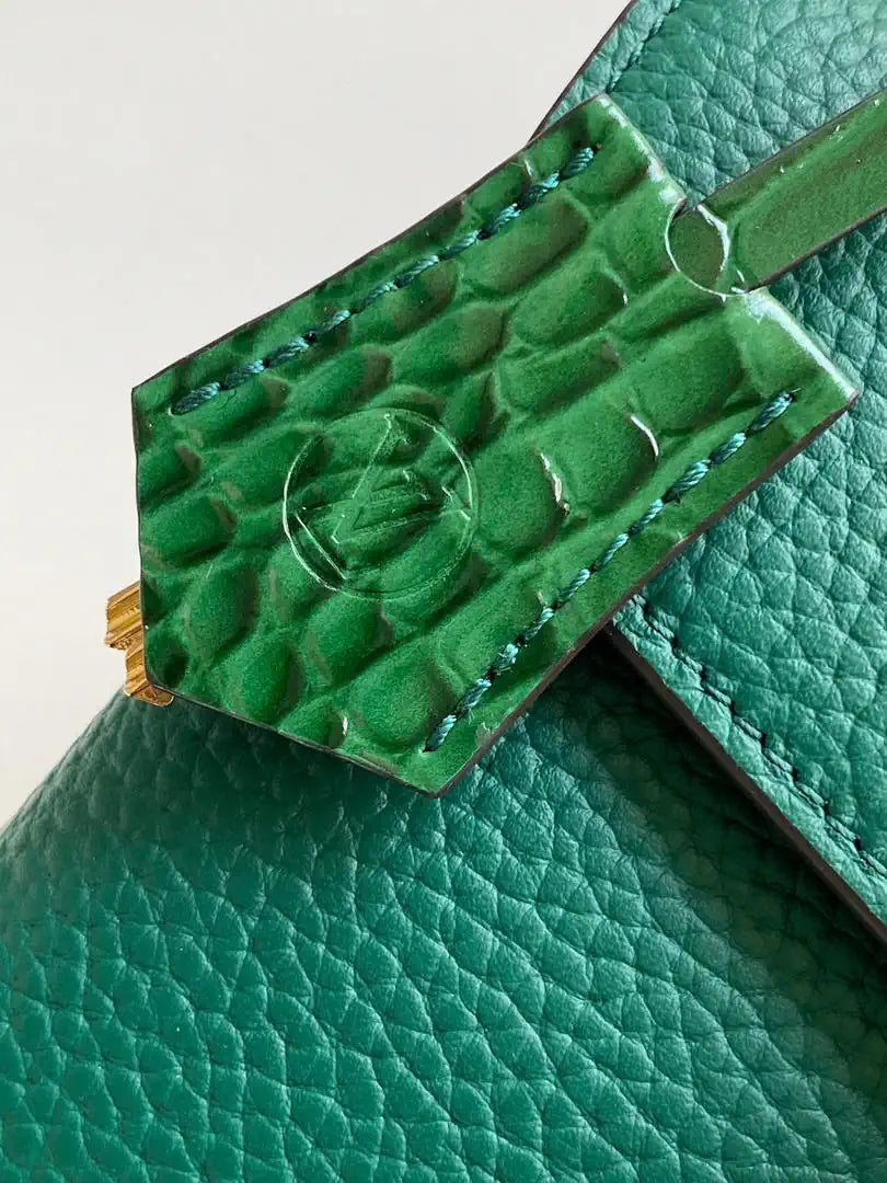 LV M86012 Louis Vuitton Leather Rose Des Vents Mini Green