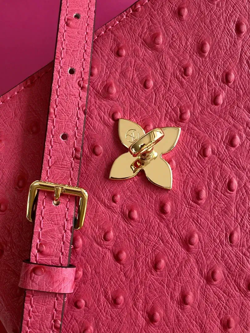 LV M87106 Louis Vuitton Ostrich Rose Des Vents Mini Rose Red