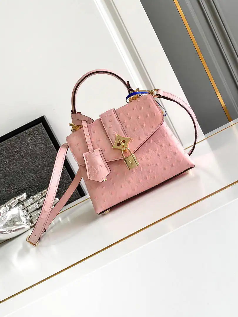 LV M87106 Louis Vuitton Ostrich Rose Des Vents Mini Pink