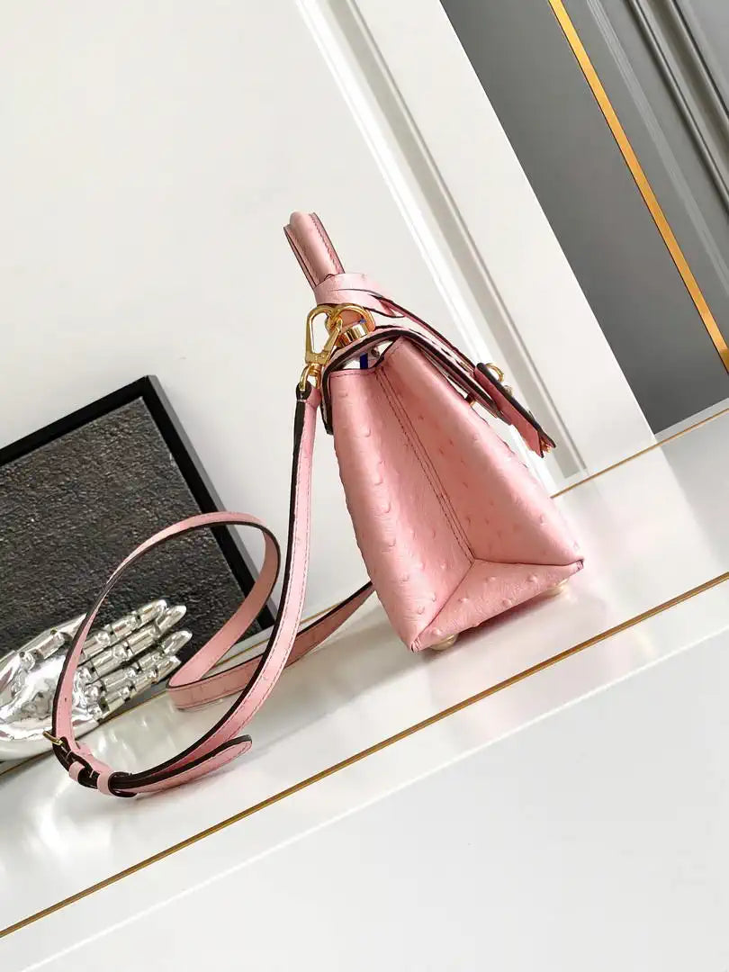 LV M87106 Louis Vuitton Ostrich Rose Des Vents Mini Pink