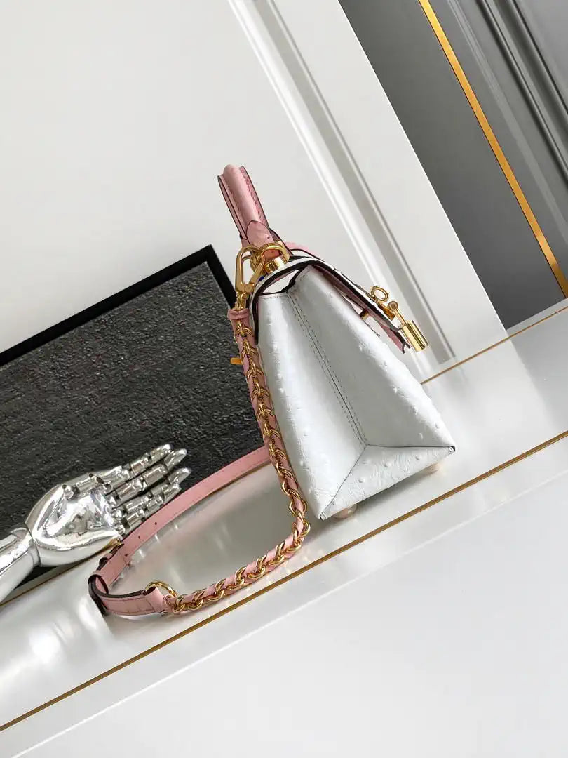 LV M87106 Louis Vuitton Ostrich Rose Des Vents Mini White