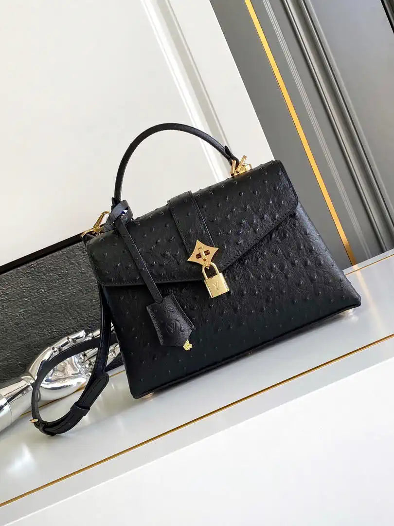 LV M87107 Louis Vuitton Ostrich Rose Des Vents MM Black