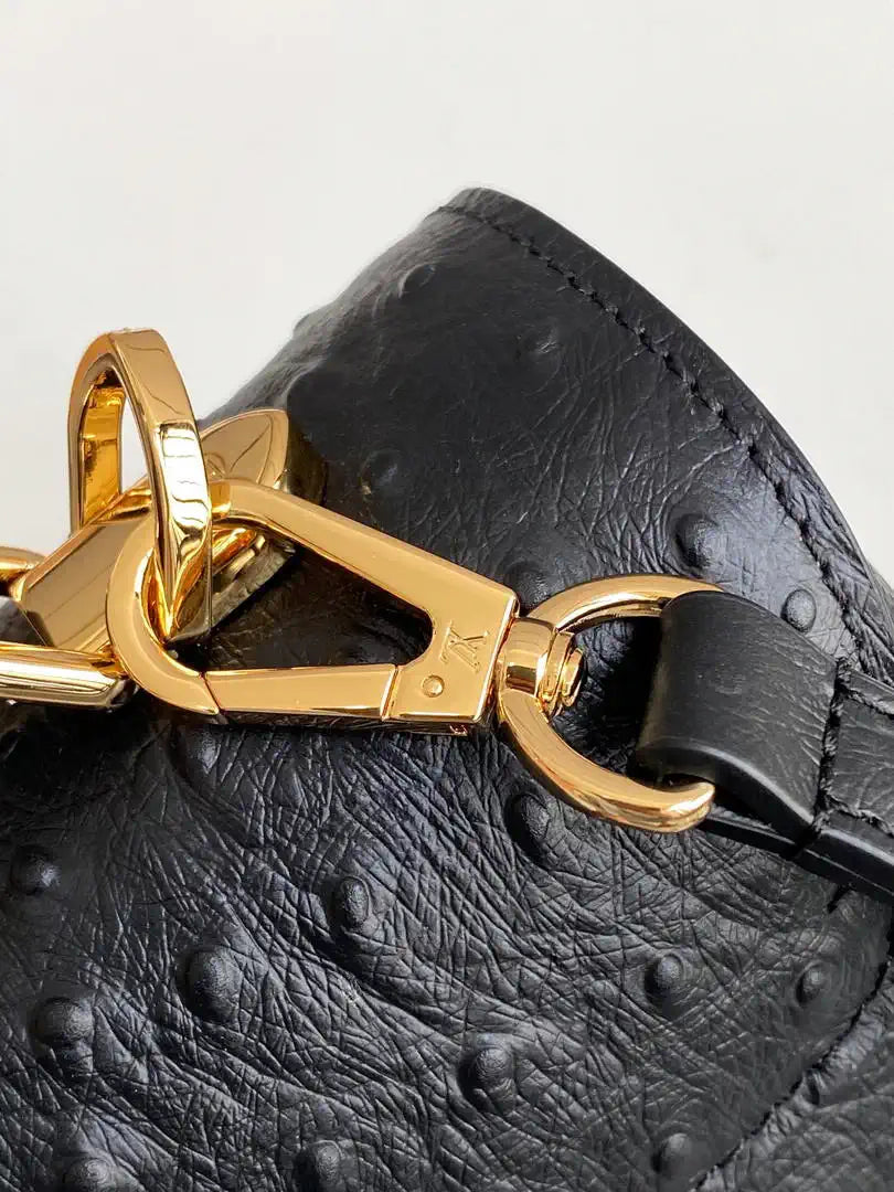 LV M87107 Louis Vuitton Ostrich Rose Des Vents MM Black