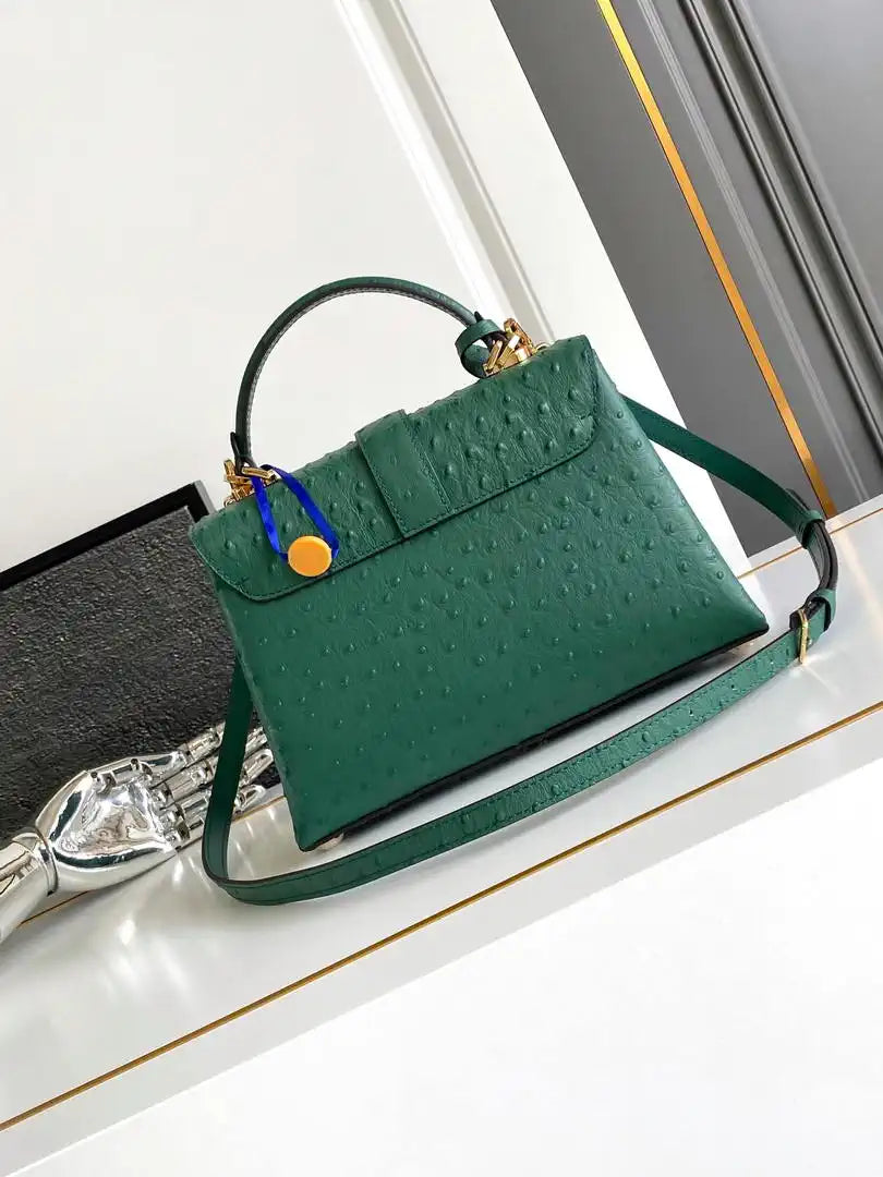 LV M87107 Louis Vuitton Ostrich Rose Des Vents MM Green