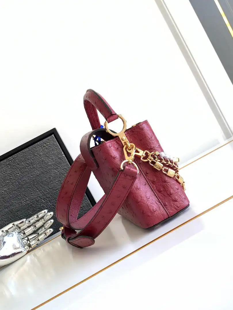LV M87312 Louis Vuitton Ostrich Capucines Mini Wine Red