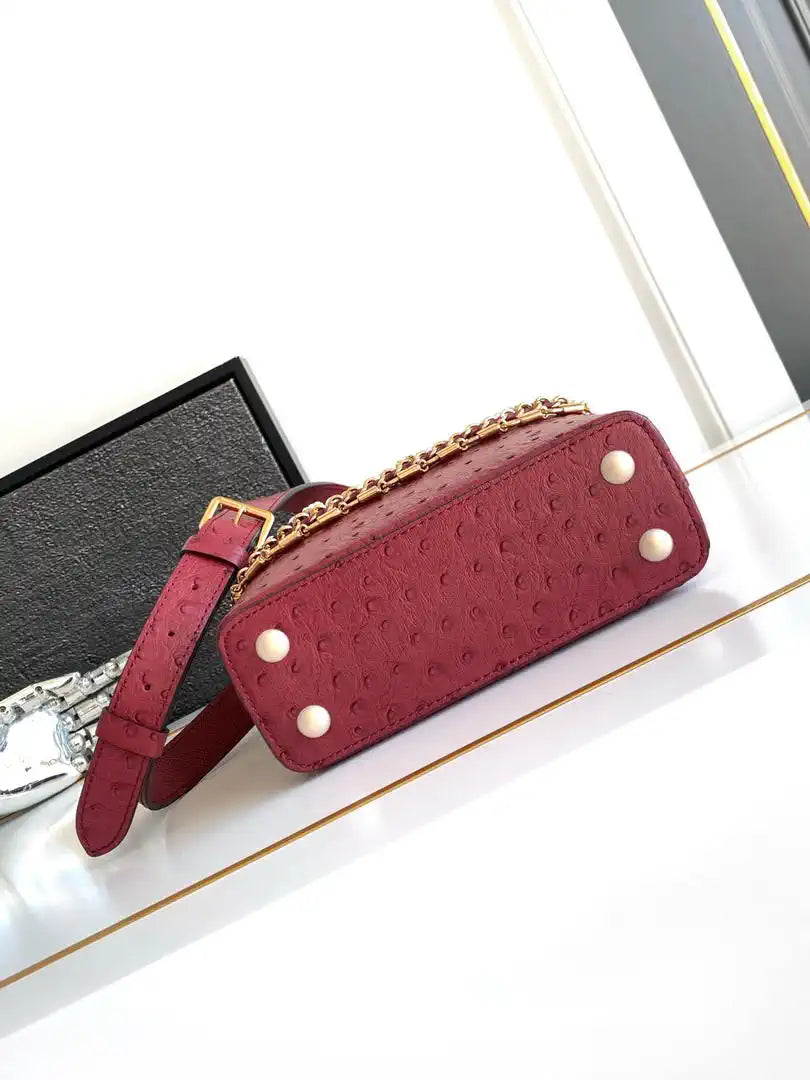 LV M87312 Louis Vuitton Ostrich Capucines Mini Wine Red