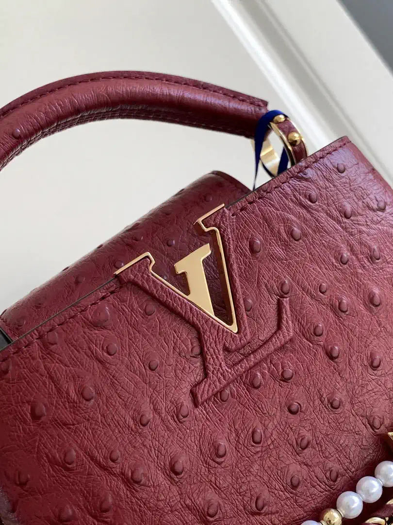 LV M87312 Louis Vuitton Ostrich Capucines Mini Wine Red