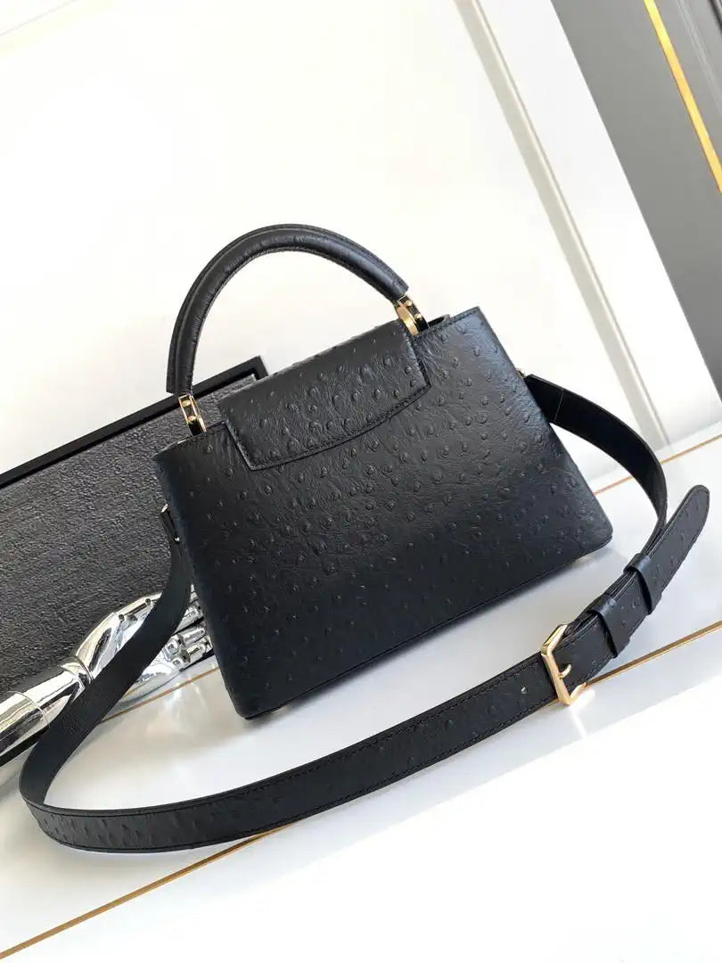 LV M87313 Louis Vuitton Ostrich Capucines BB Black