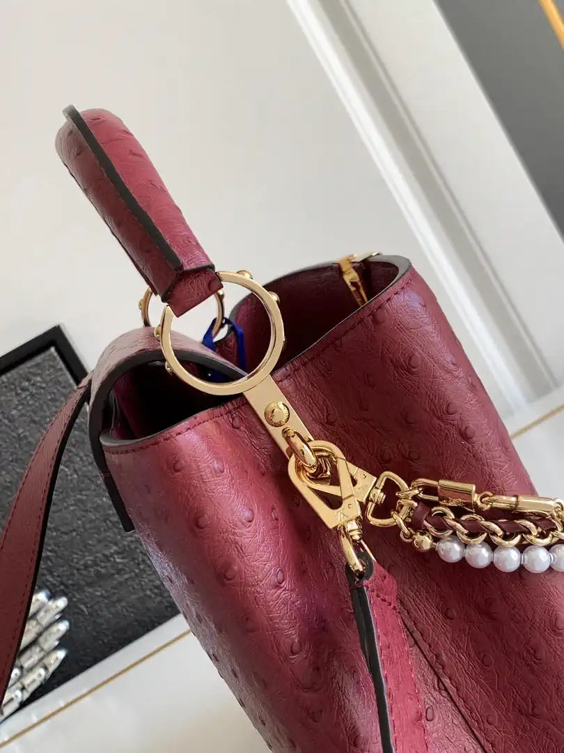 LV M87313 Louis Vuitton Ostrich Capucines BB Wine Red