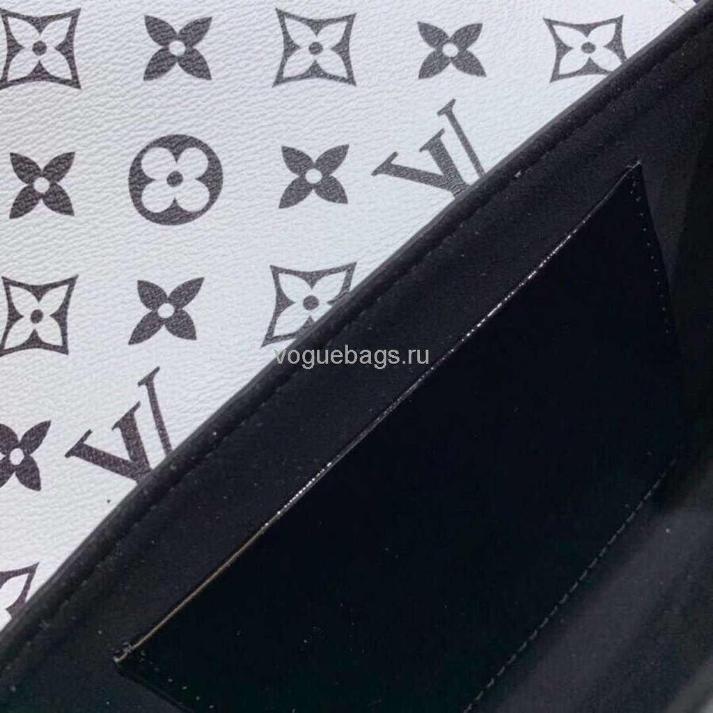 Louis Vuitton M90516 LV Wynwood Monogram Vernis Bag M90566 Black and  White - Voguebags
