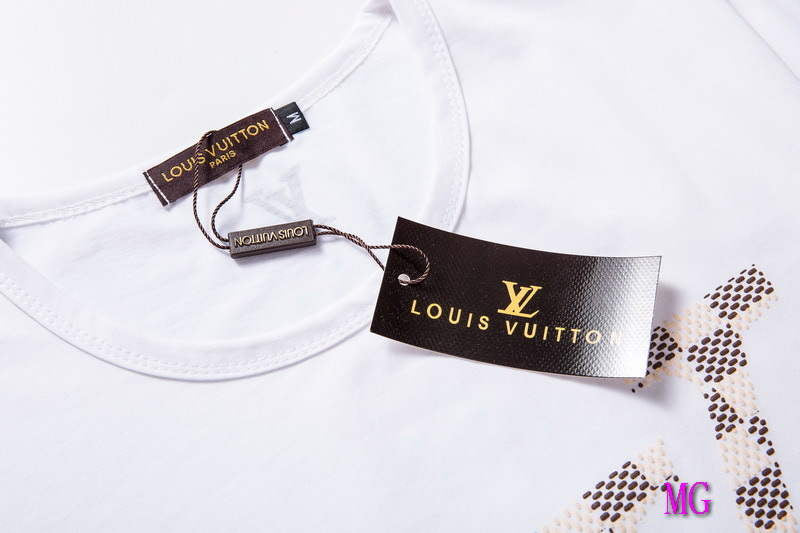 LV Men T-Shirts Louis Vuitton Fashion Clothing L60091