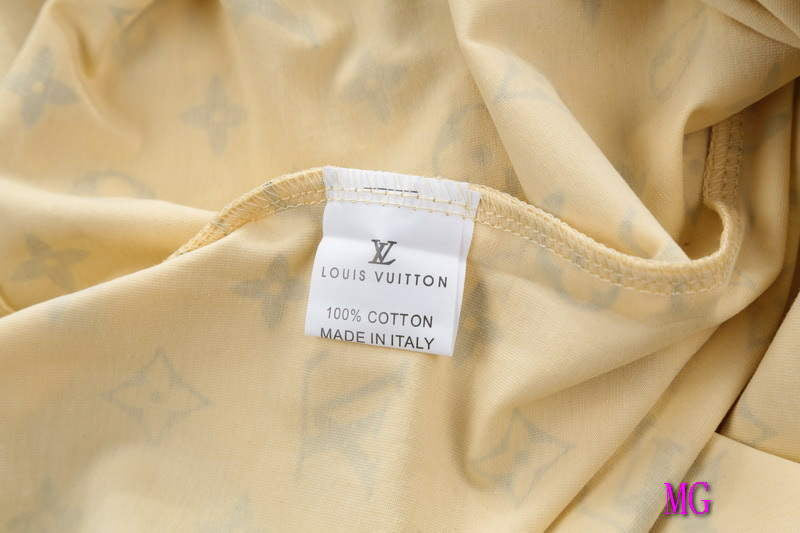 LV Men T-Shirts Louis Vuitton Fashion Clothing L60089