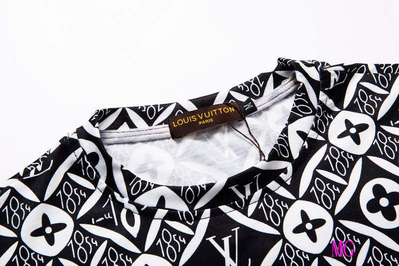 LV Men T-Shirts Louis Vuitton Fashion Clothing L60113
