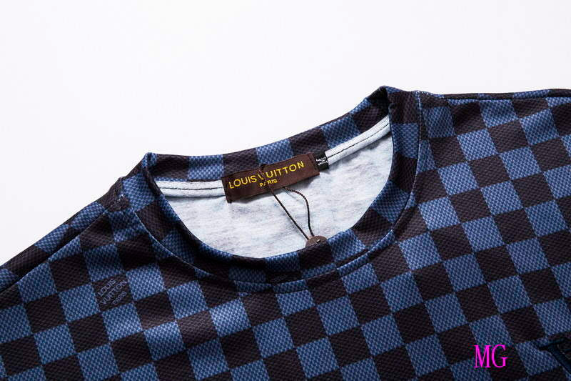 LV Men T-Shirts Louis Vuitton Fashion Clothing L60102