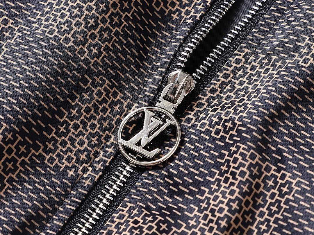 LV Men's Designer Jacket Louis Vuitton Coat Outerwear 38165