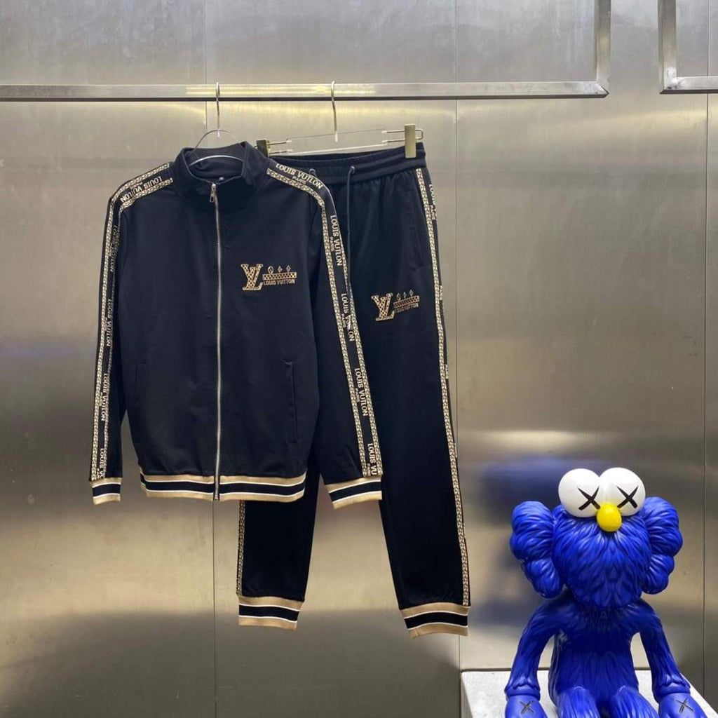 LV Men's Louis Vuitton Tracksuit Clothing Trousers 38121