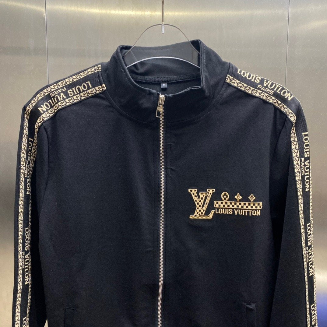 LV Men's Louis Vuitton Tracksuit Clothing Trousers 38121