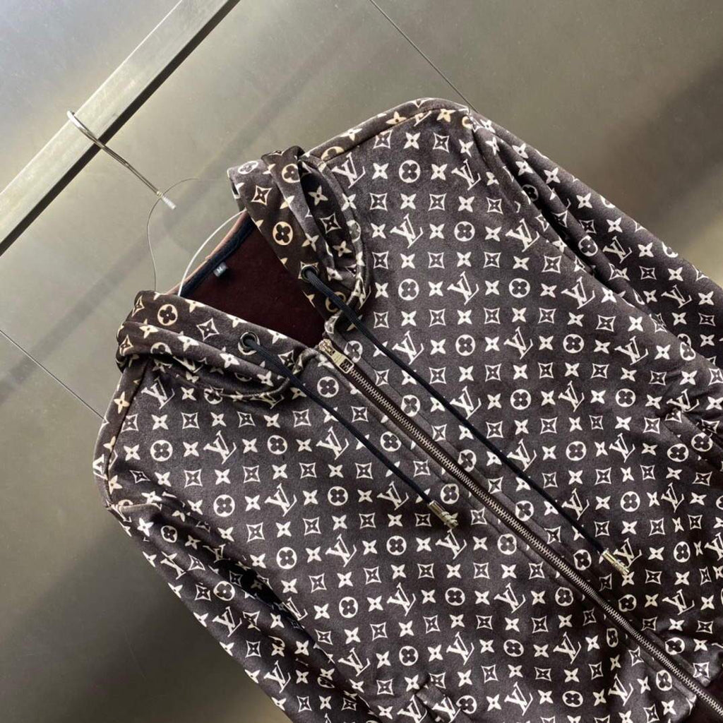 LV Men's Louis Vuitton Tracksuit Clothing Trousers 38122