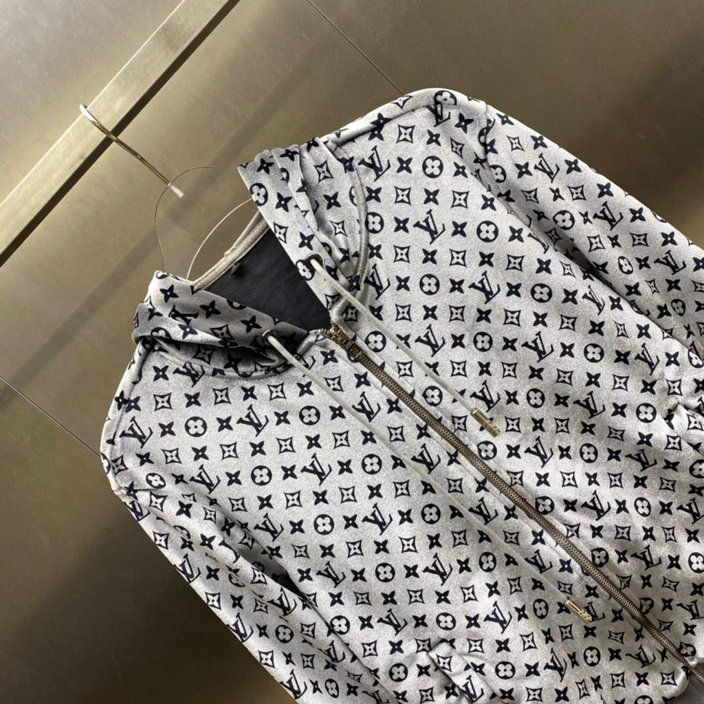 LV Men's Louis Vuitton Tracksuit Clothing Trousers 38123