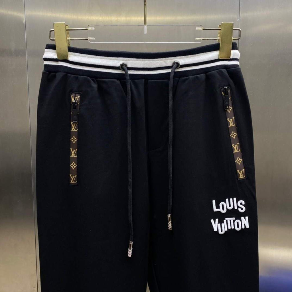 LV Men's Louis Vuitton Tracksuit Clothing Trousers 38125