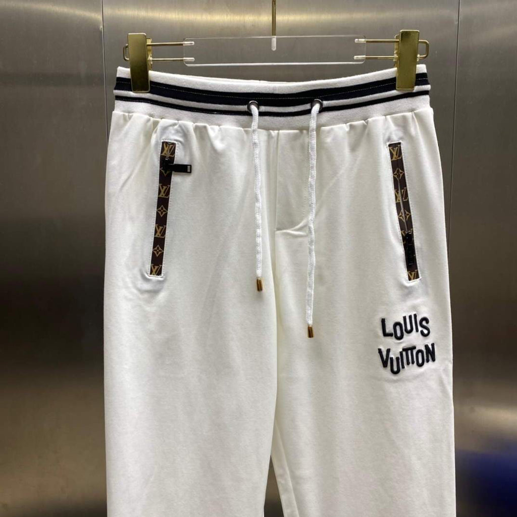 LV Men's Louis Vuitton Tracksuit Clothing Trousers 38120