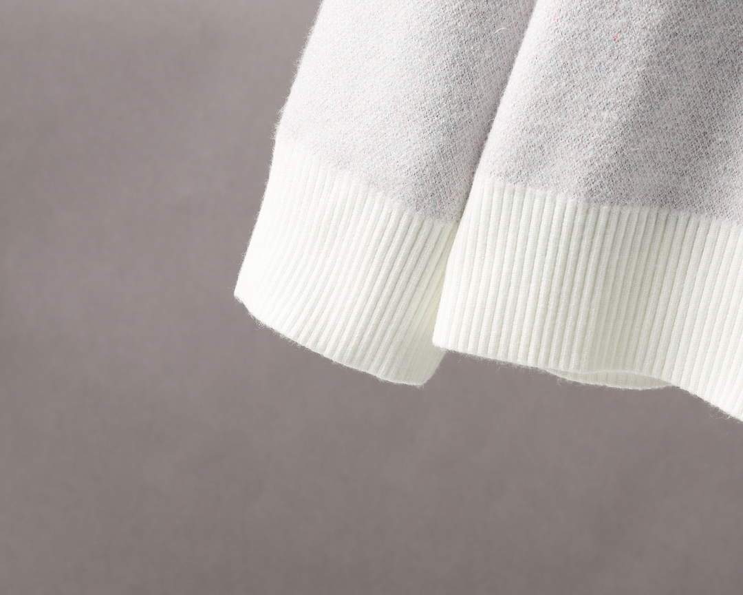 LV Men's Sweaters Designer Louis Vuitton Sweaters and Cardigans Clothing 36003 White