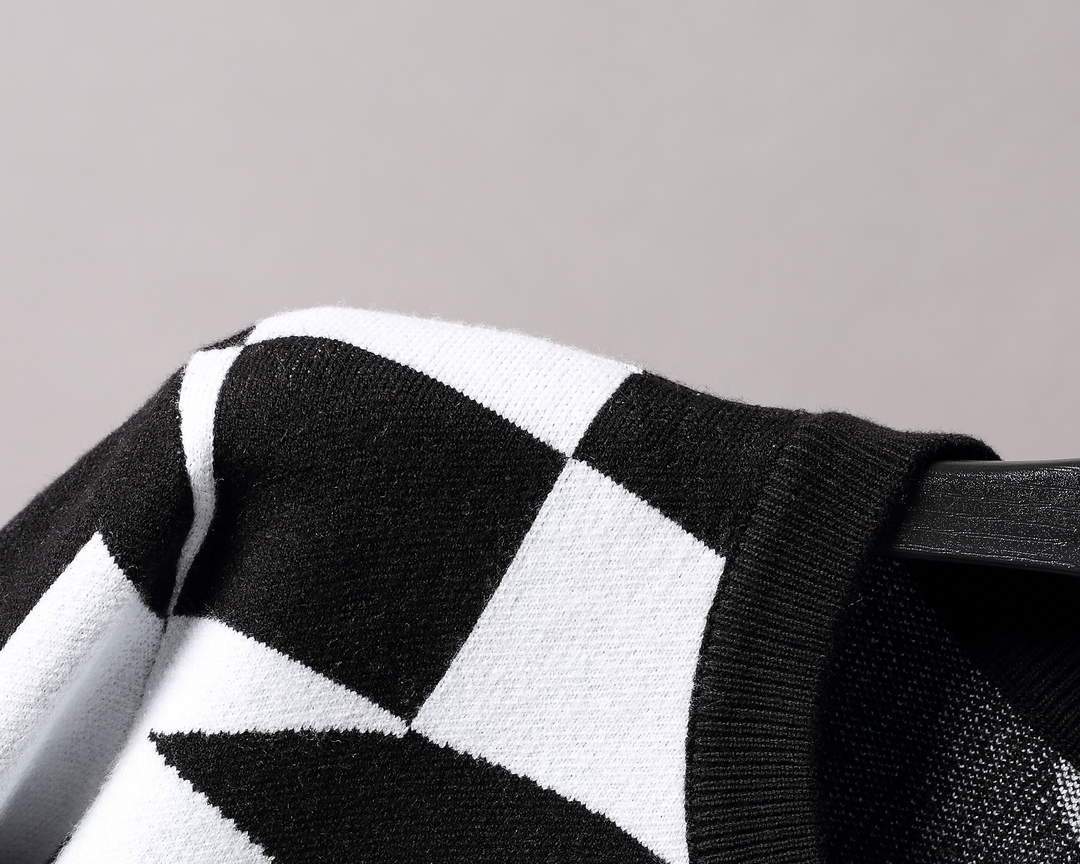 LV Men's Sweaters Designer Louis Vuitton Sweaters and Cardigans Clothing 36021