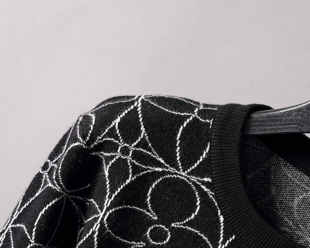 LV Men's Sweaters Designer Louis Vuitton Sweaters and Cardigans Clothing 36022
