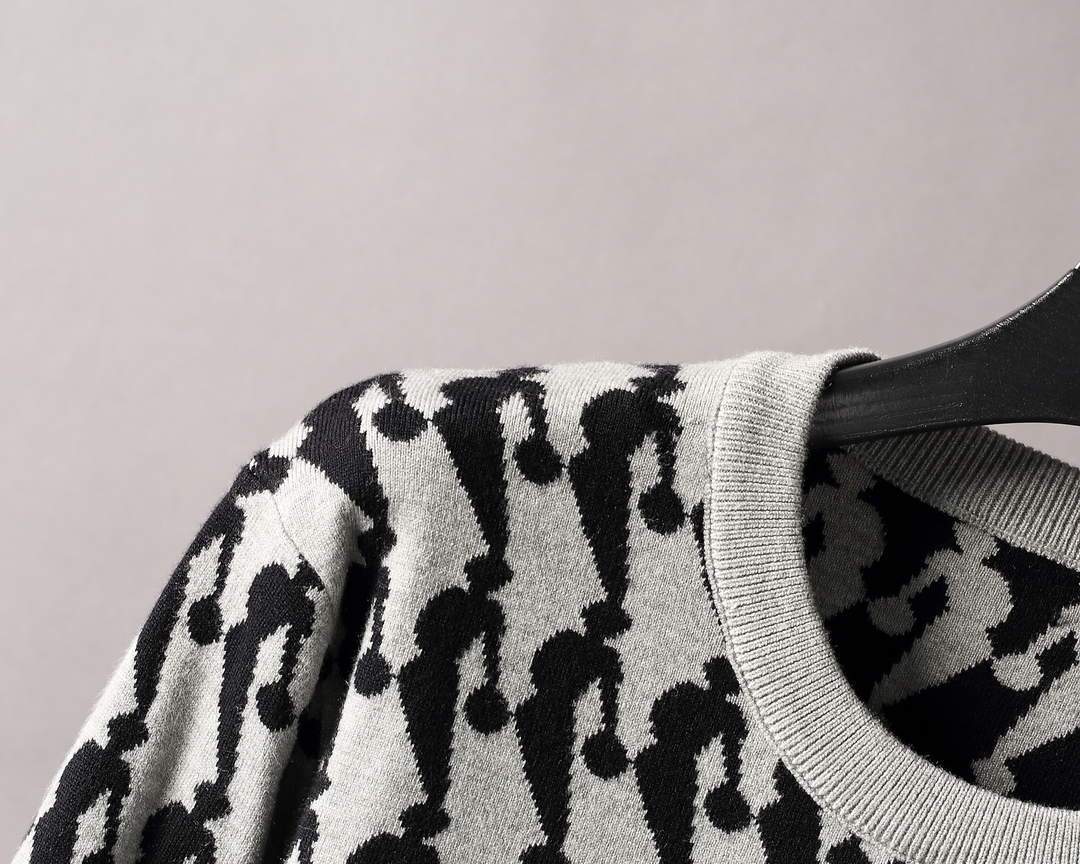 LV Men's Sweaters Designer Louis Vuitton Sweaters and Cardigans Clothing 36031