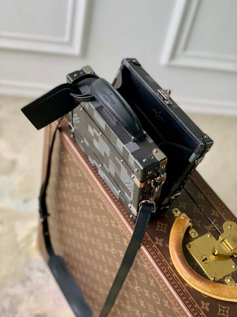 LV N00059 Louis Vuitton Handle Trunk Bag Black