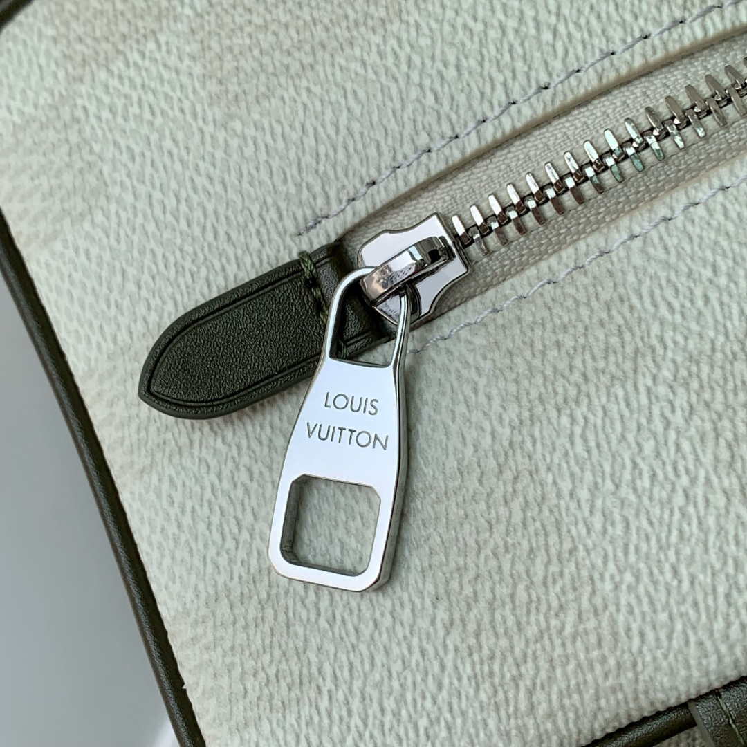 LV N00112 Louis Vuitton Locker Dopp Kit Damoflage Gray White - Default Title - View 7