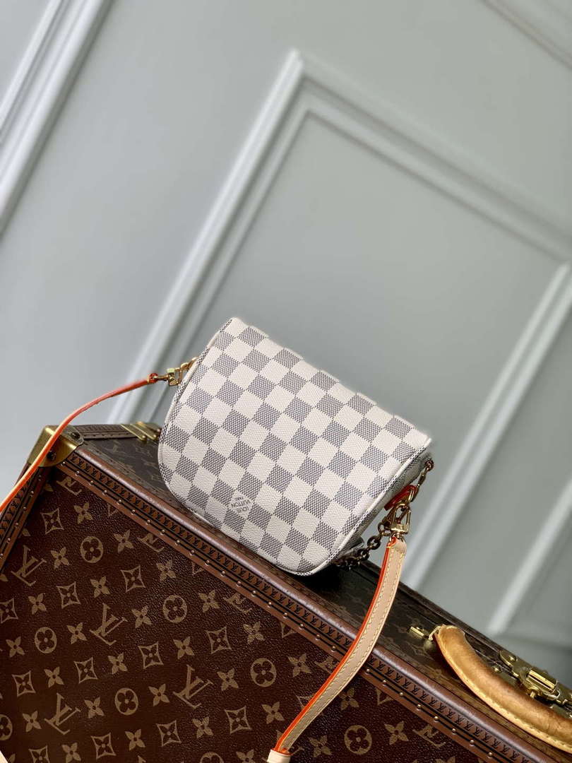 LV N00130 Louis Vuitton Mini Bumbag Damier Azur