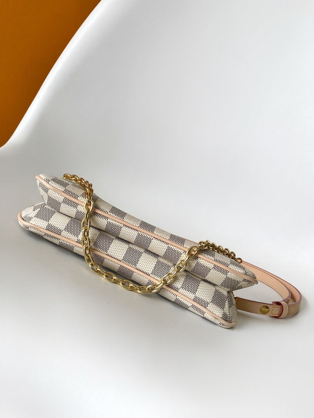 LV N00228 Louis Vuitton Liv Pochette Bag Damier Azur