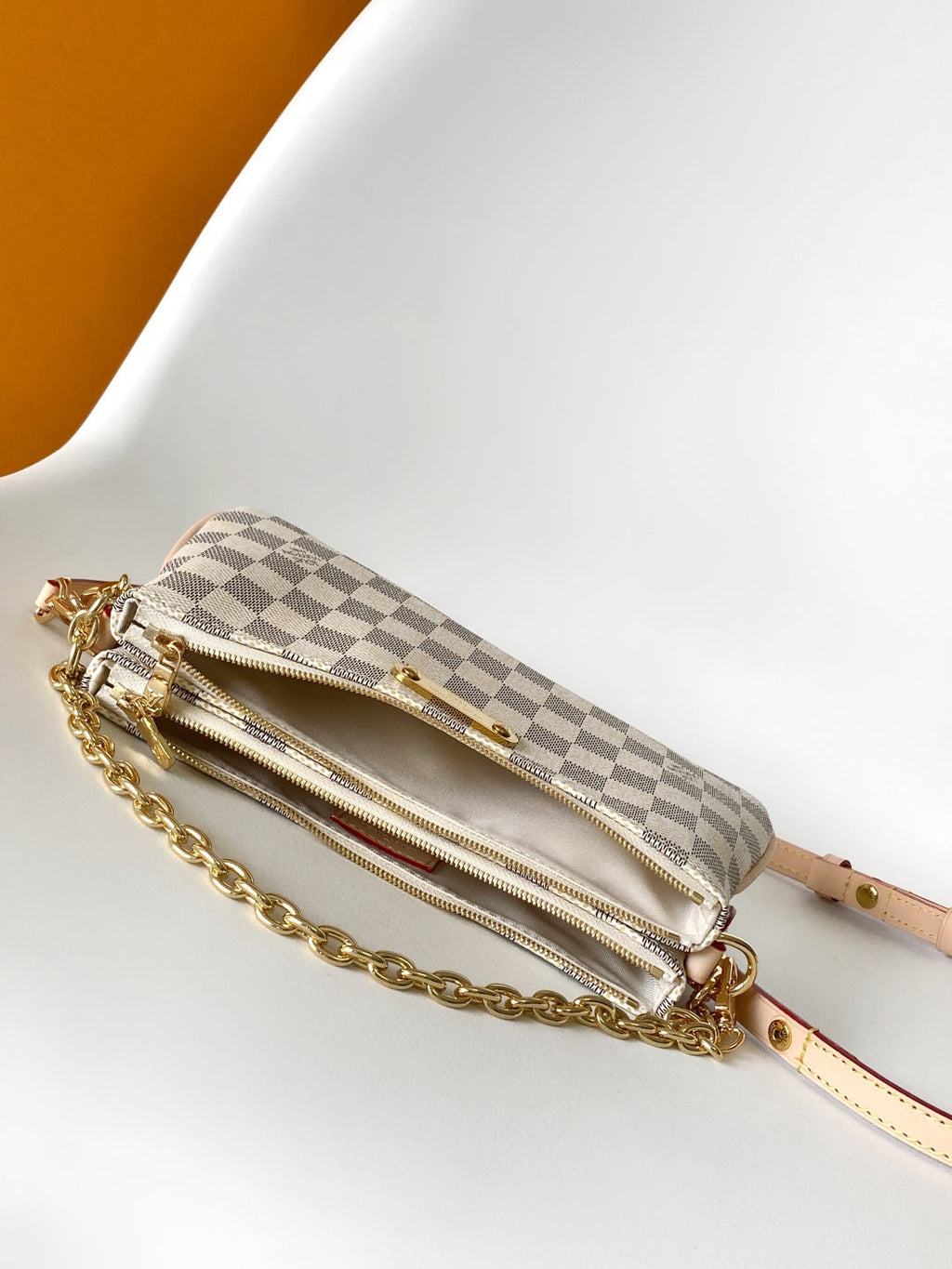 LV N00228 Louis Vuitton Liv Pochette Bag Damier Azur
