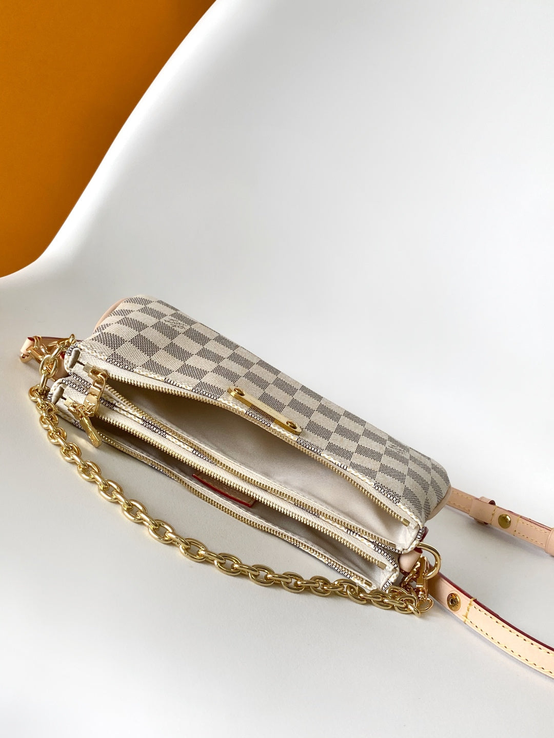 LV N00228 Louis Vuitton Liv Pochette Bag Damier Azur