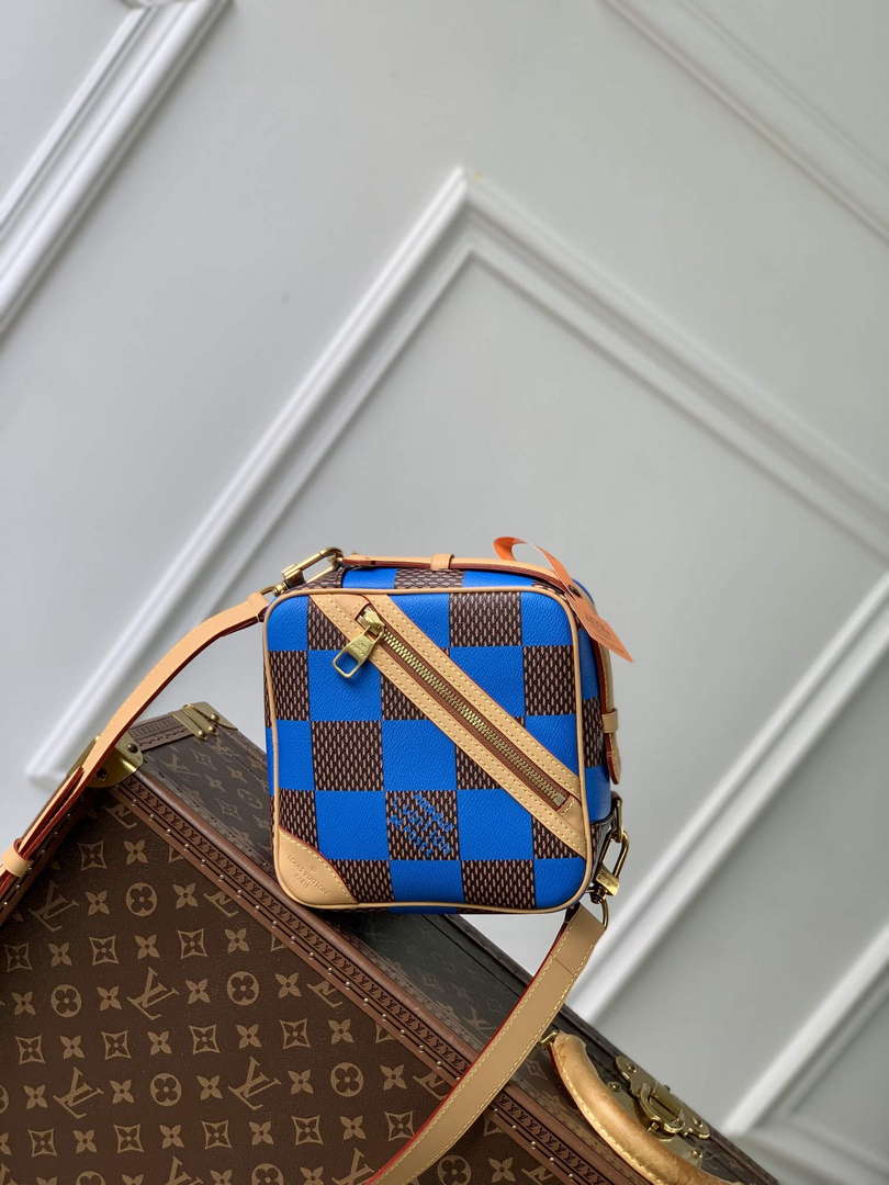 LV N40547 Louis Vuitton Chess Messenger Bag Blue - Default Title - View 1