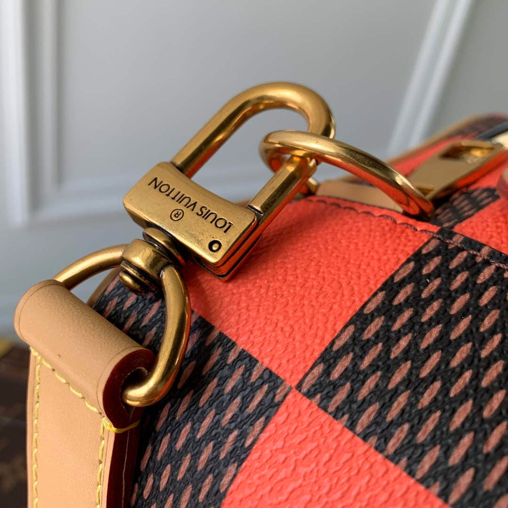 LV N40548 Louis Vuitton Chess Messenger Bag Orange
