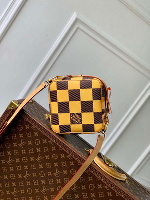 LV N40562 Louis Vuitton Chess Messenger Bag Yellow - Default Title - View 2