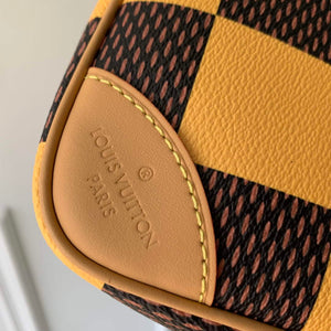 LV N40562 Louis Vuitton Chess Messenger Bag Yellow - Default Title - View 7