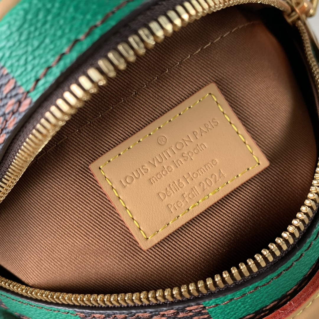 LV N40563 Louis Vuitton Chess Messenger Bag Green - Default Title - View 8