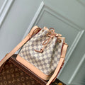 LV N40594 Louis Vuitton No¨¦ BB Bucket Bag White