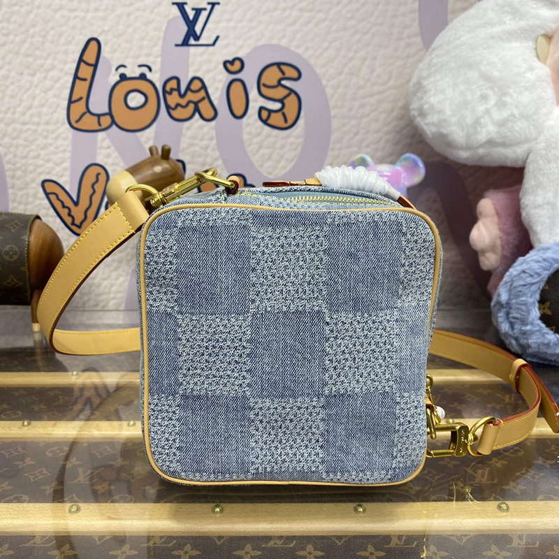 LV N40706 Louis Vuitton Chess Messenger Bag Blue - Default Title - View 3