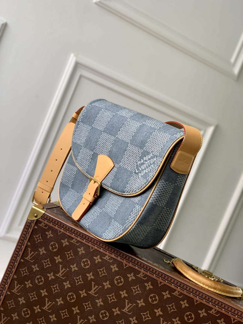 LV N40743 Louis Vuitton Montsouris Messenger MM Damier Cross-body Bag Blue - Default Title - View 2